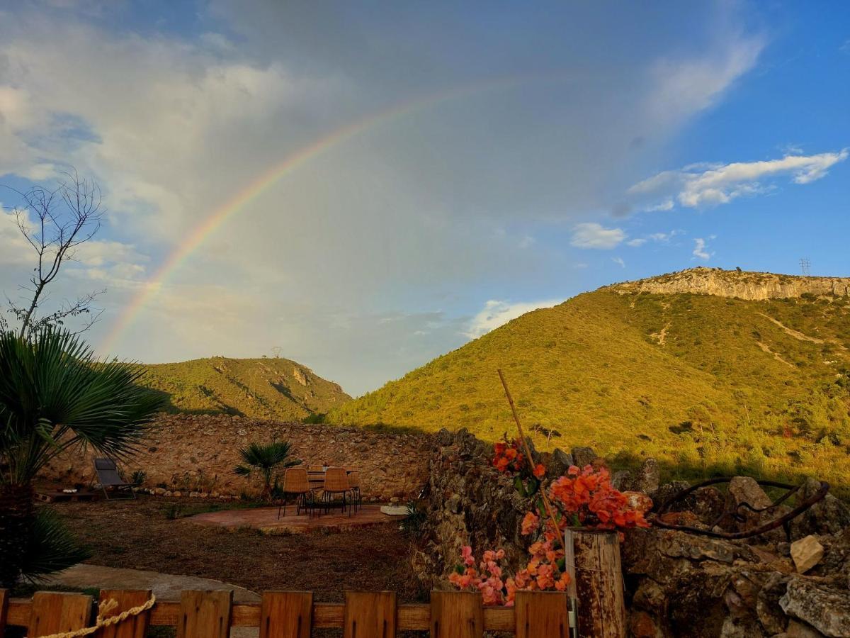 Corral D'En Romagosa Konuk evi Begues Dış mekan fotoğraf